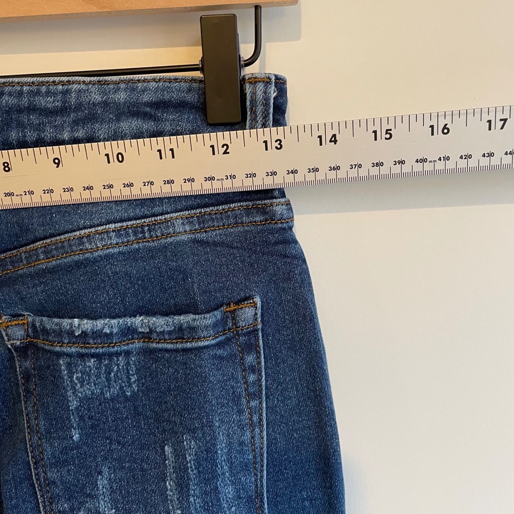 I&M BLACK LABEL Women's Blue Distressed Skinny Jeans Raw Hem Size 1 - Picture 3 of 7